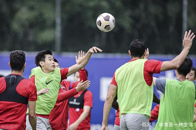 宁波男篮队史首次挺进CBA季后赛 续写篮球热土故事宁波男篮队史首次挺进CBA季后赛 续写篮球热土故事